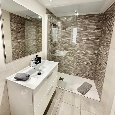 Apartment Canelita Con Piscina, Soleada Terraza Amplia Wifi Y Parking Corralejo