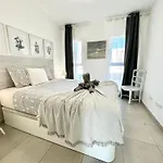Apartment Canelita Con Piscina, Soleada Terraza Amplia Wifi Y Parking *